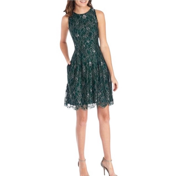 Vince Camuto Green Lace Jewel Neck Cocktail Dress - Picture 1 of 12